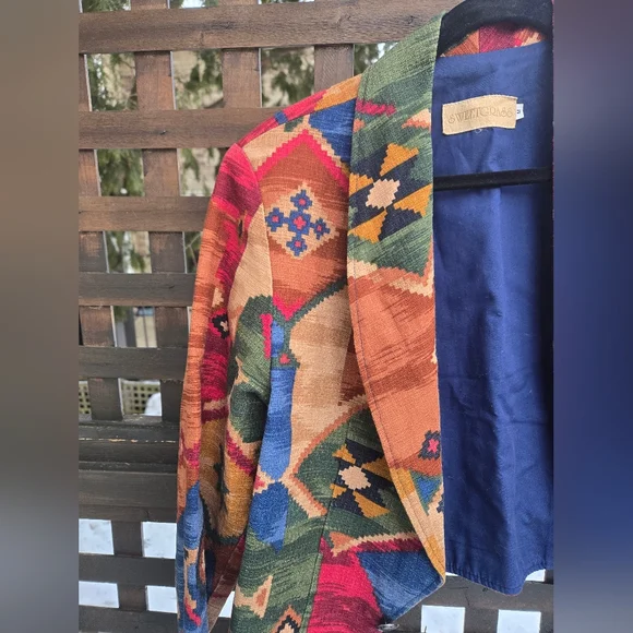 Vintage Cropped Blazer - Picture 3 of 10